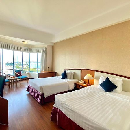 Yasaka Saigon Nha Trang Hotel & Spa Exterior photo