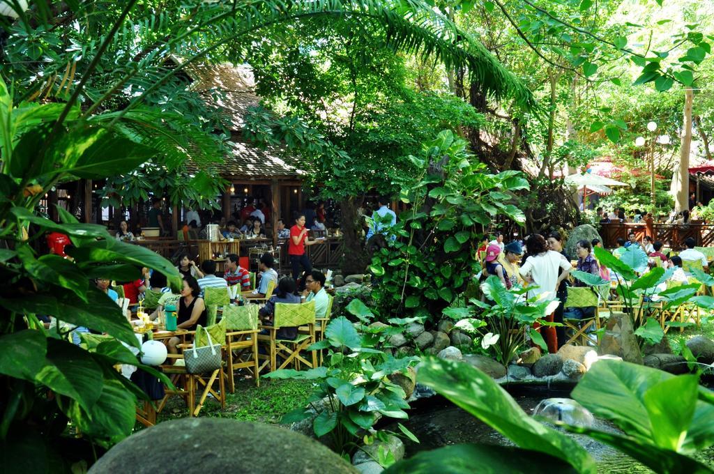 Yasaka Saigon Nha Trang Hotel & Spa Exterior photo