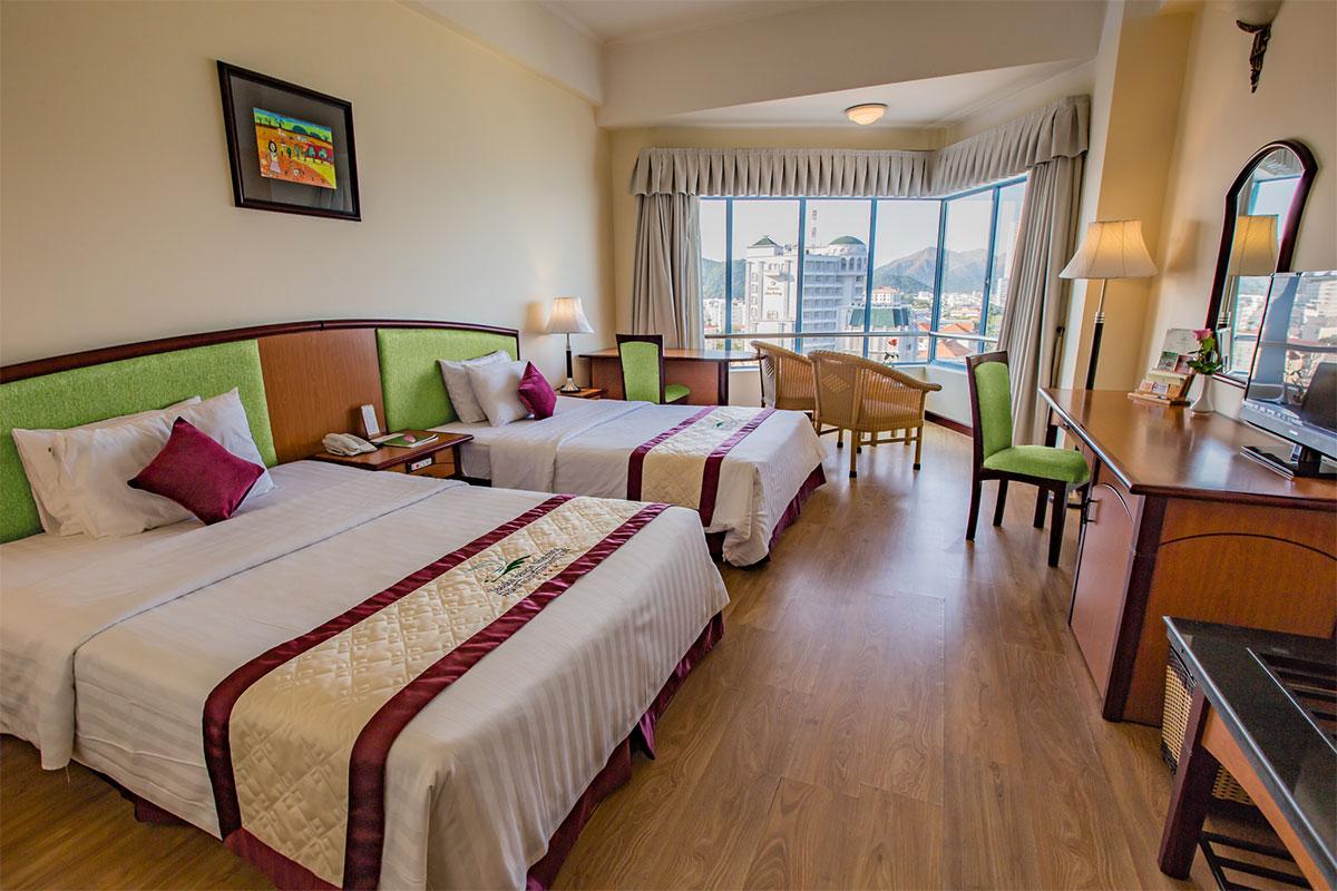 Yasaka Saigon Nha Trang Hotel & Spa Exterior photo