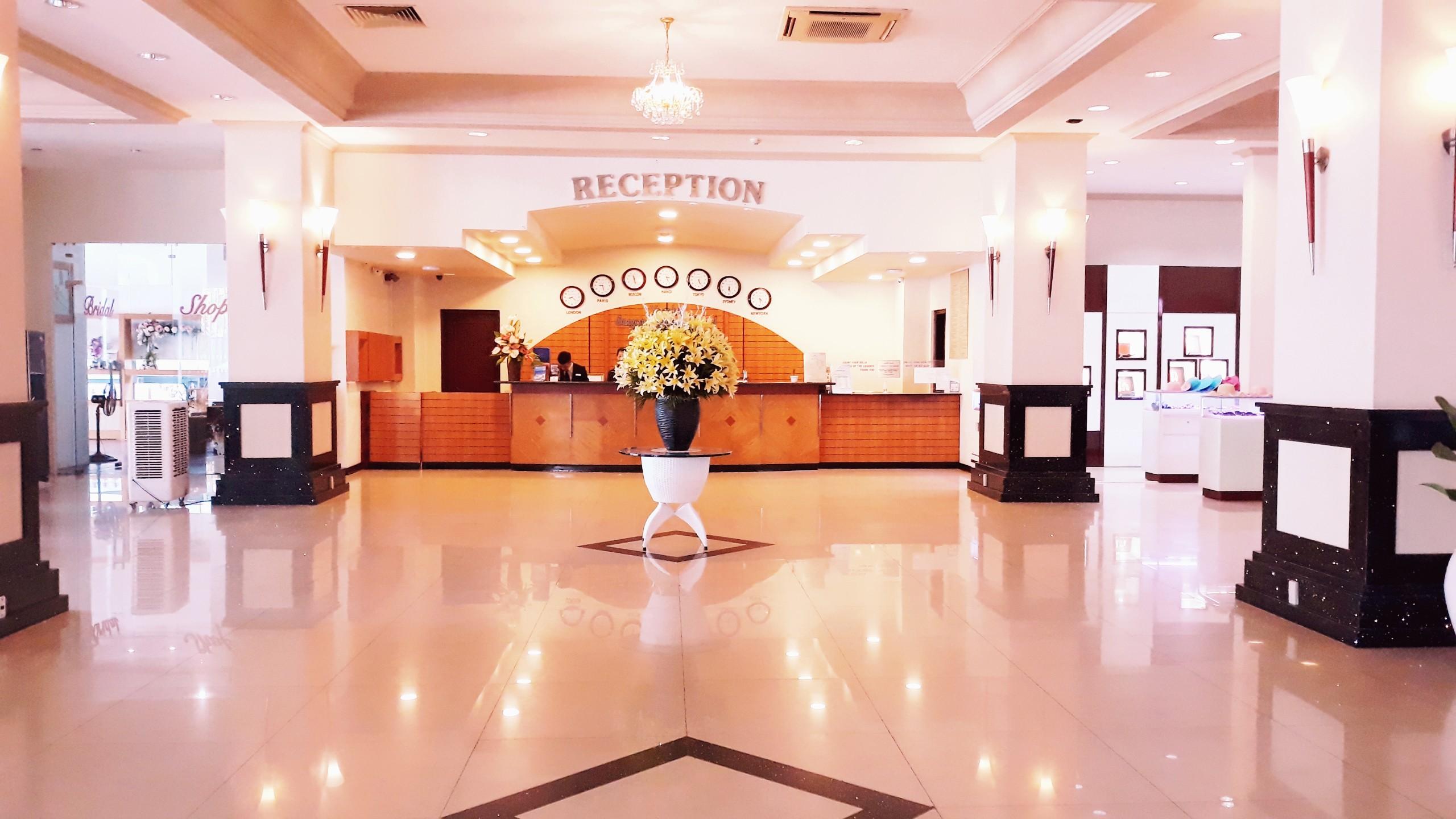 Yasaka Saigon Nha Trang Hotel & Spa Exterior photo