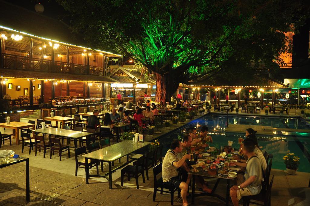 Yasaka Saigon Nha Trang Hotel & Spa Exterior photo