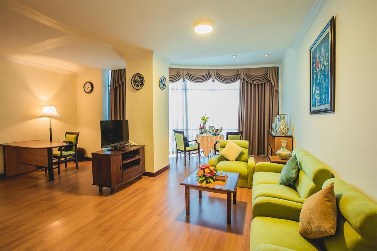 Yasaka Saigon Nha Trang Hotel & Spa Exterior photo